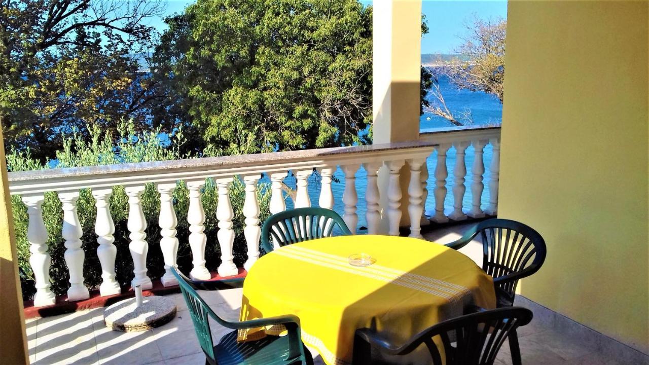 Branko Fabijanic Front Row By The Sea Apartment Selce Exterior foto