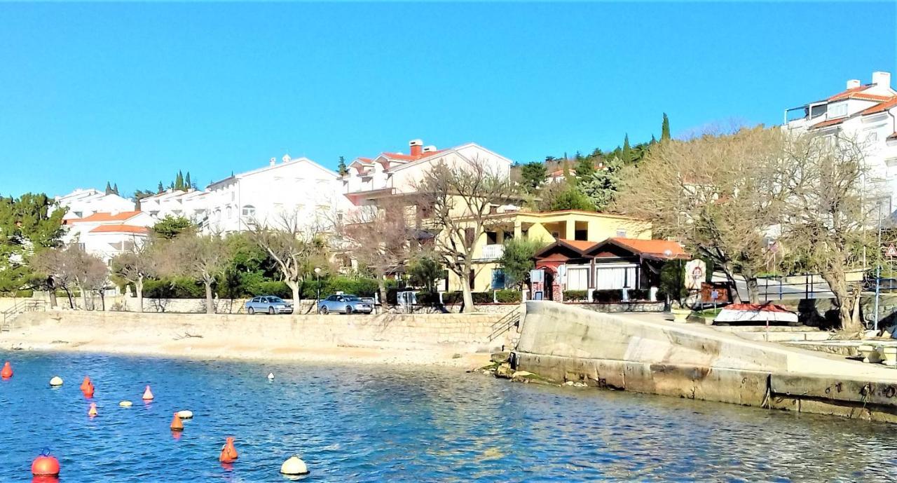 Branko Fabijanic Front Row By The Sea Apartment Selce Exterior foto